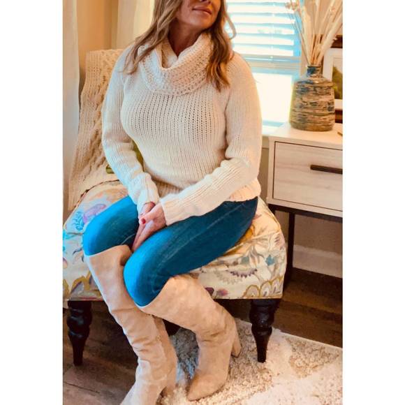NEW MIRACLE aspen chunky cowl neck sweater in beige - Picture 4 of 4